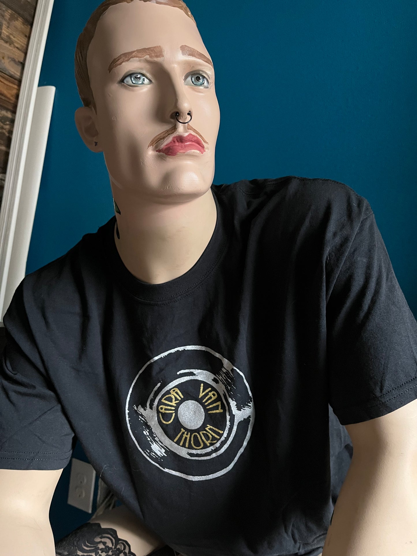 Record logo tee - black