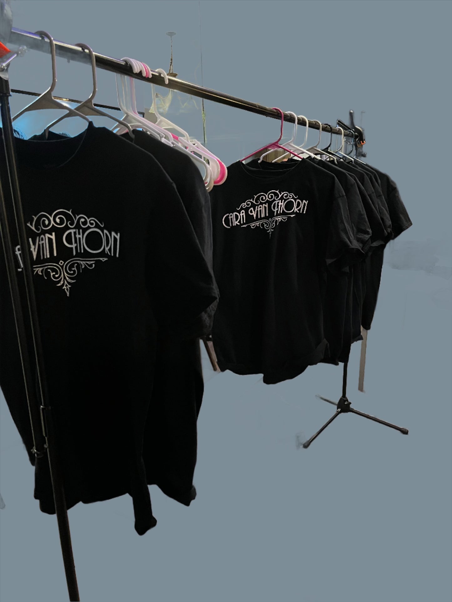 Logo tee